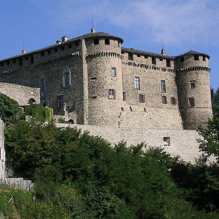 Castello Di Compiano Hotel Relais Museum Buitenkant foto