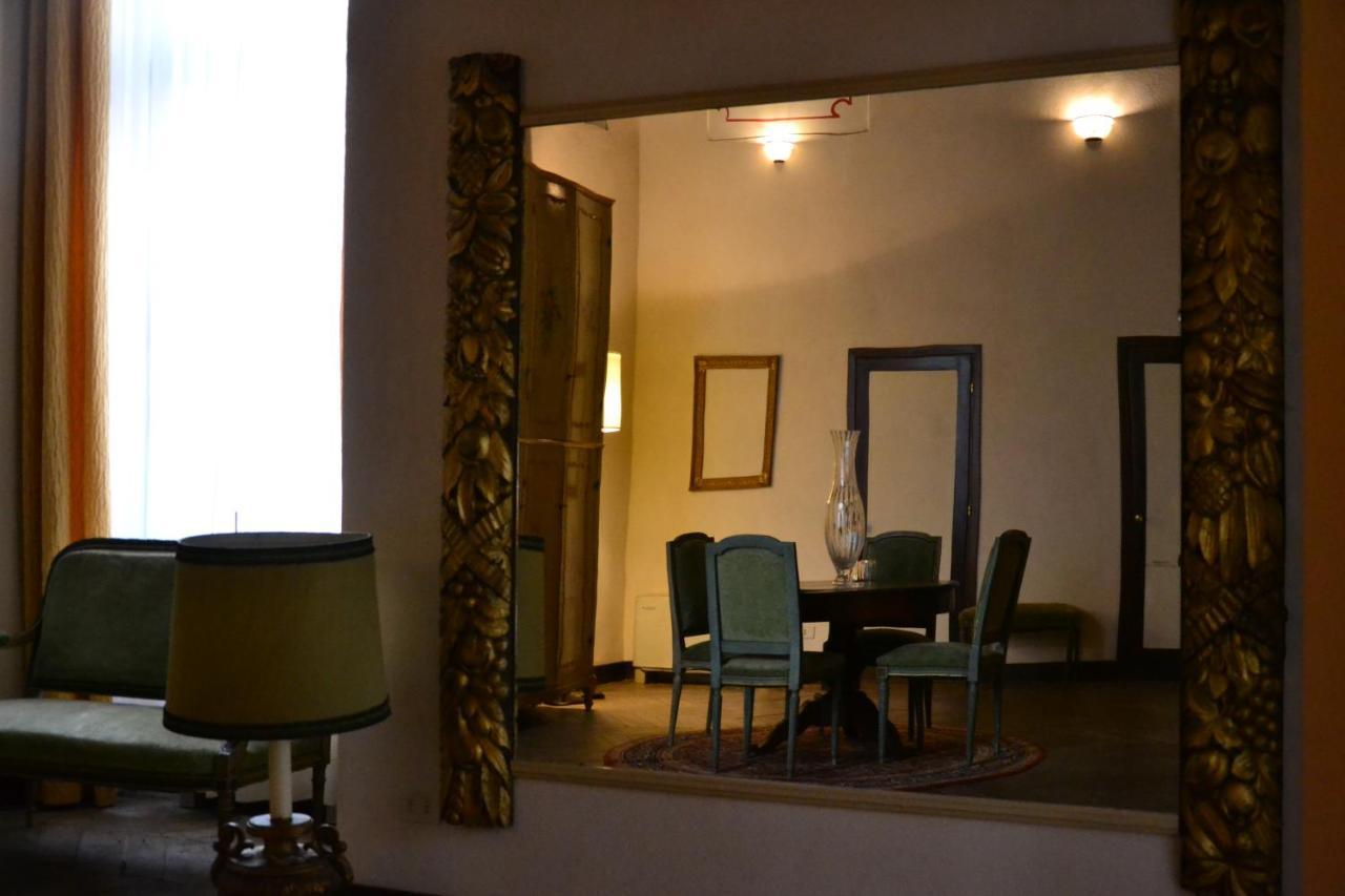 Castello Di Compiano Hotel Relais Museum Buitenkant foto