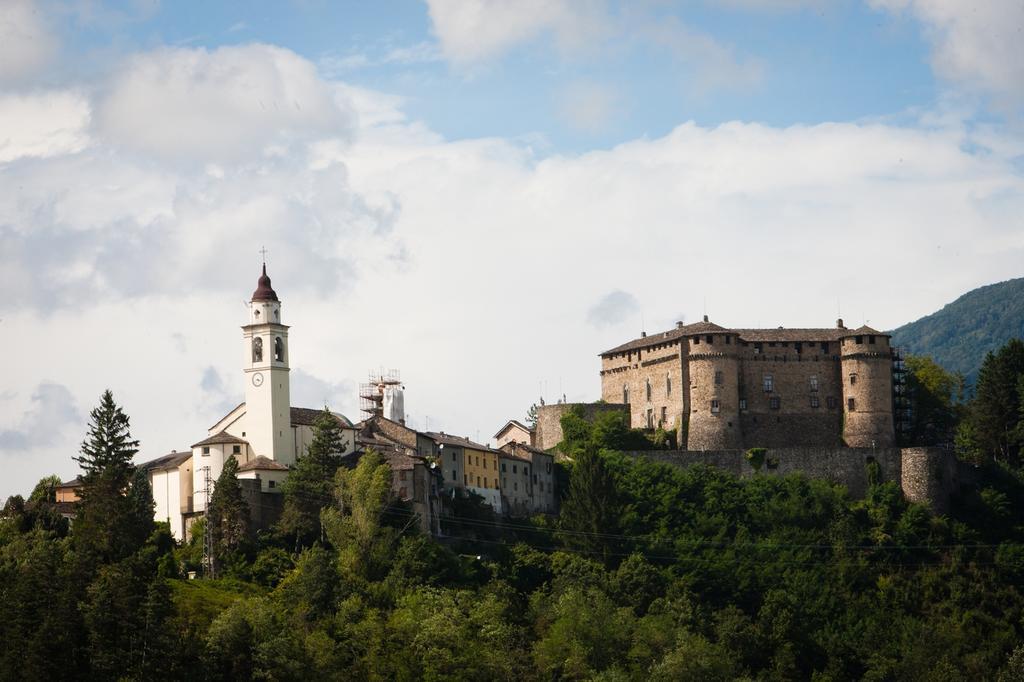 Castello Di Compiano Hotel Relais Museum Buitenkant foto